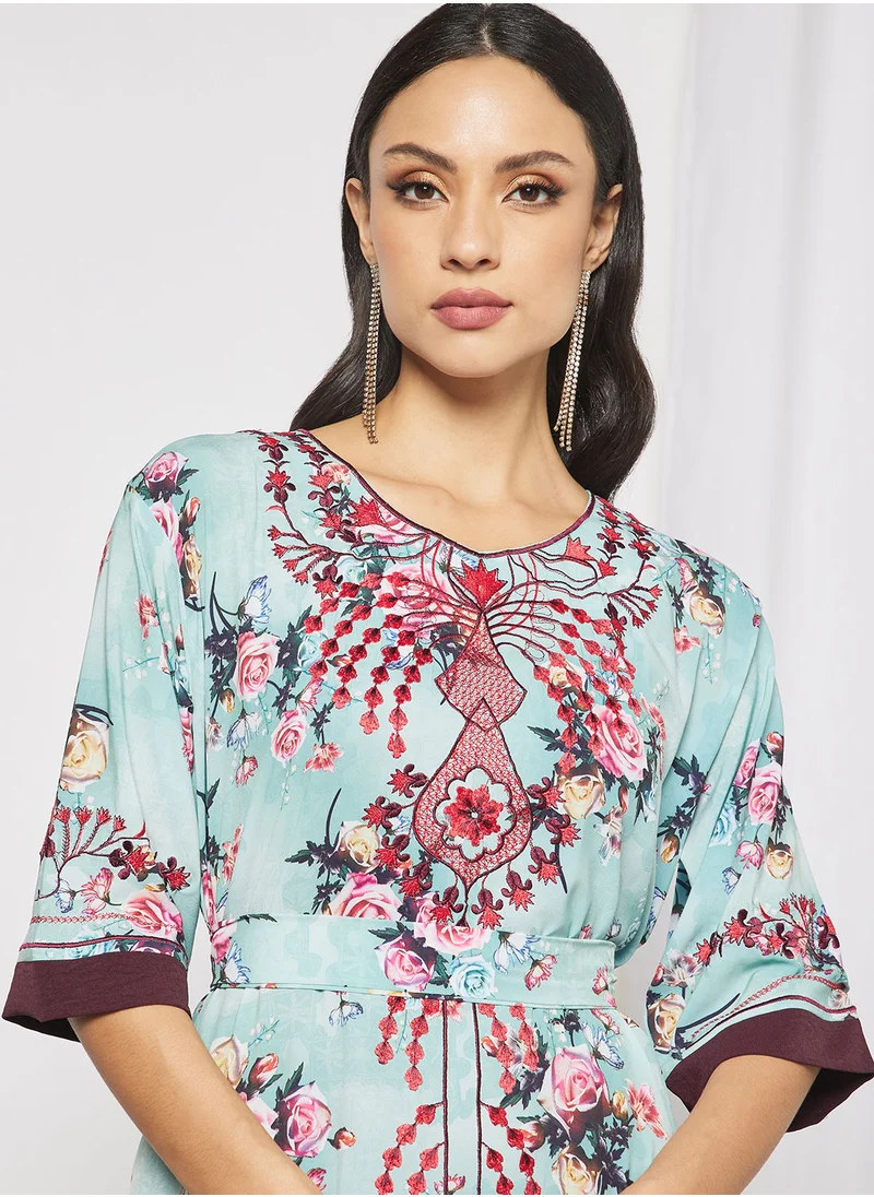 Hayat Jalabiya With Floral Embroidery In Front And Short Sleeves With Belt