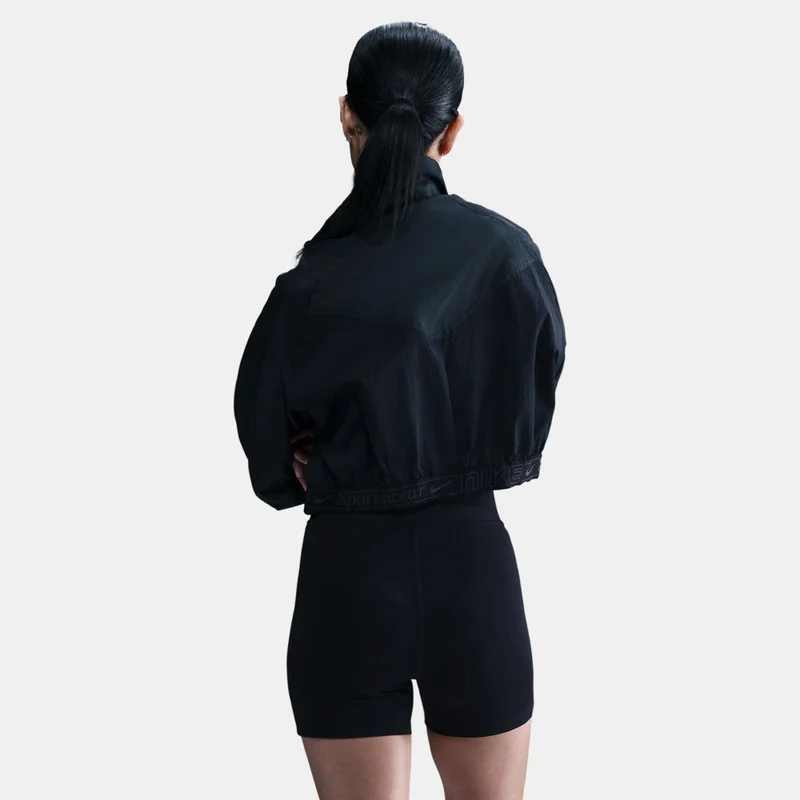 نايكي شورت رياضي نسائي كلاسيكي بتقنية دراي فيت لركوب الدراجات