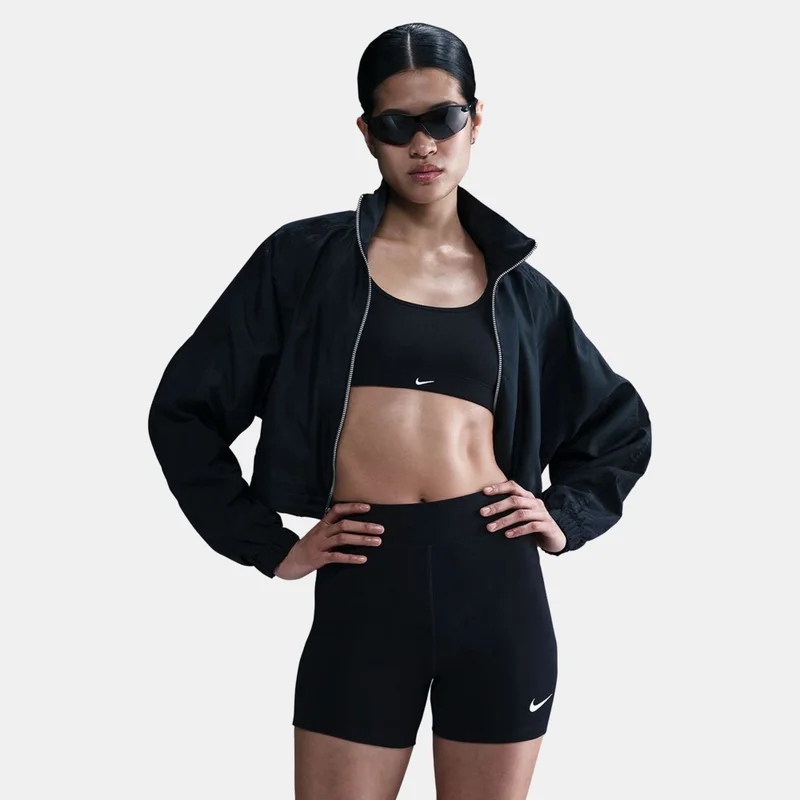 نايكي شورت رياضي نسائي كلاسيكي بتقنية دراي فيت لركوب الدراجات