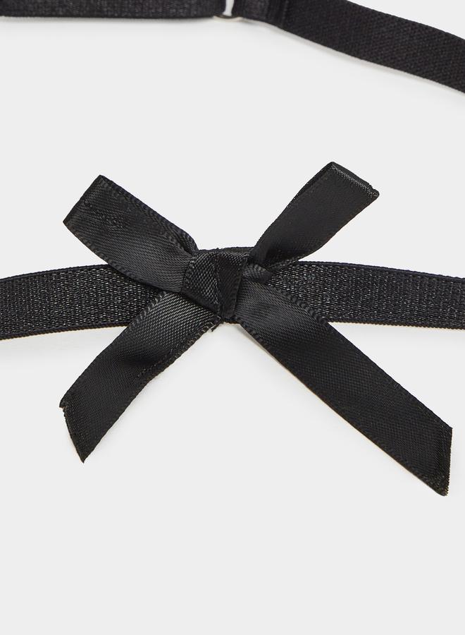 Styli Black Garter with Bow Detail - Image 2
