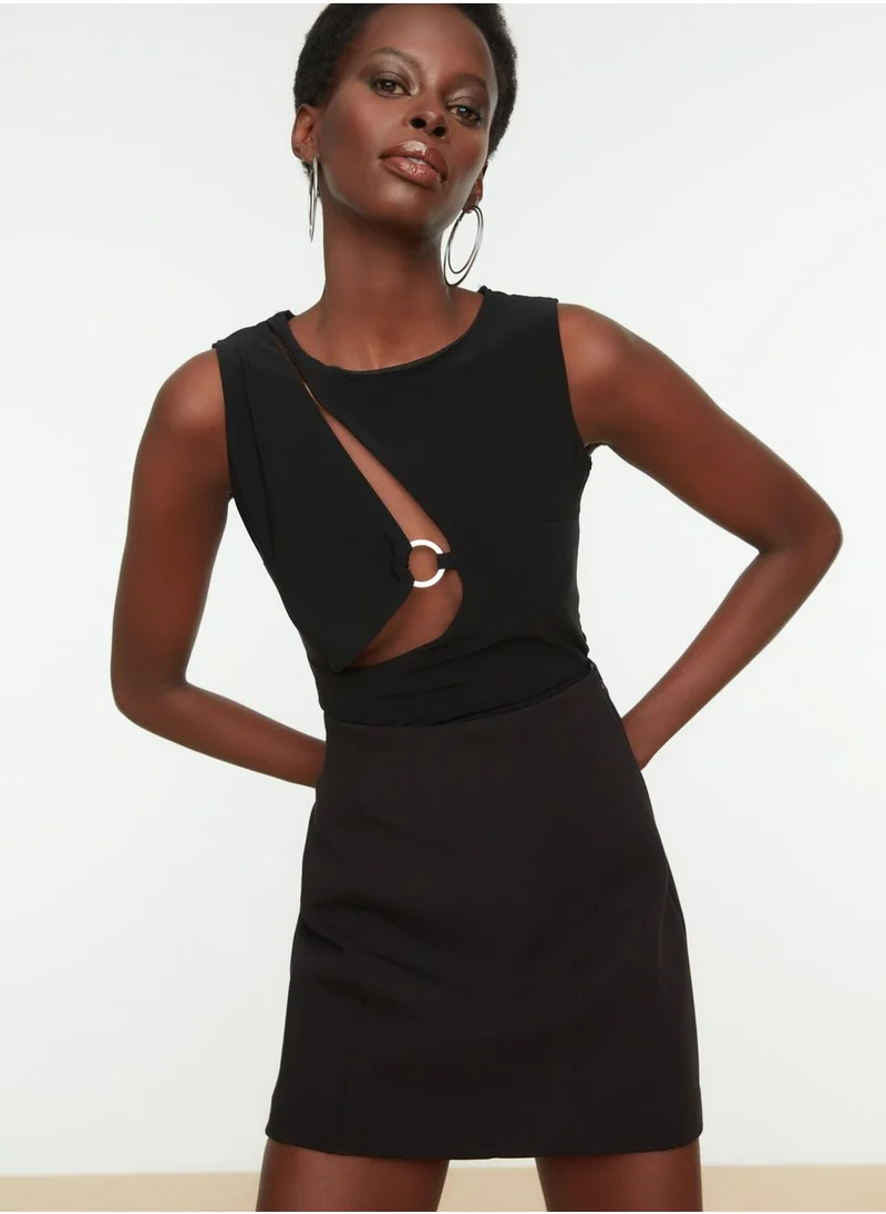 trendyol Cut Out Detail Knitted Body