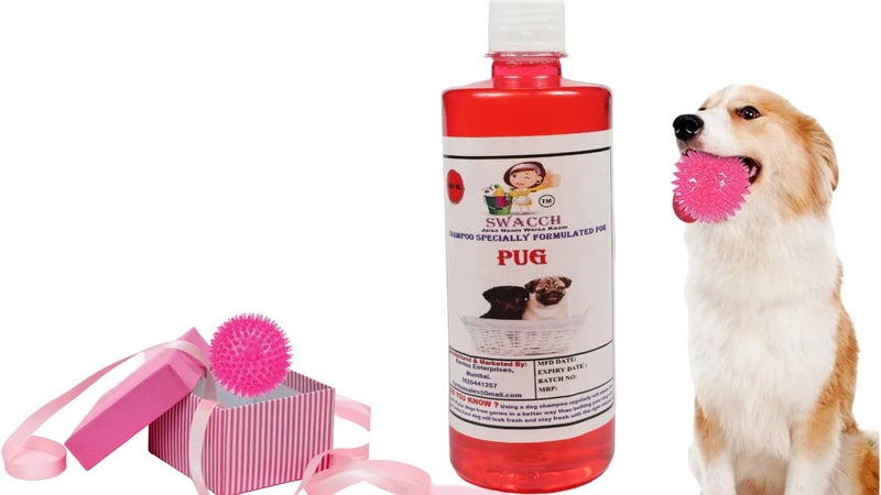 swacch Shampoo | Puppy Safe Shampoo | PH Balanced | Ditch to Itch for Pug Dog Shampoo 500ml (Strawberry) + Spike Ball Chew Toy Combo Pack - Image 1