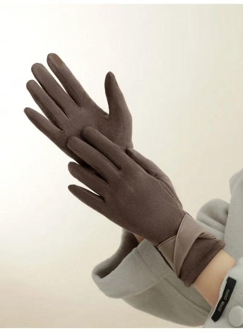 قفازات شتوية نسائية تتميز بتصميم أنيق من الجلد الصناعي - حافظي على دفء يديكِ في الطقس البارد مع إضافة لمسة من الفخامة إلى مظهركِ الشتوي - Image 3