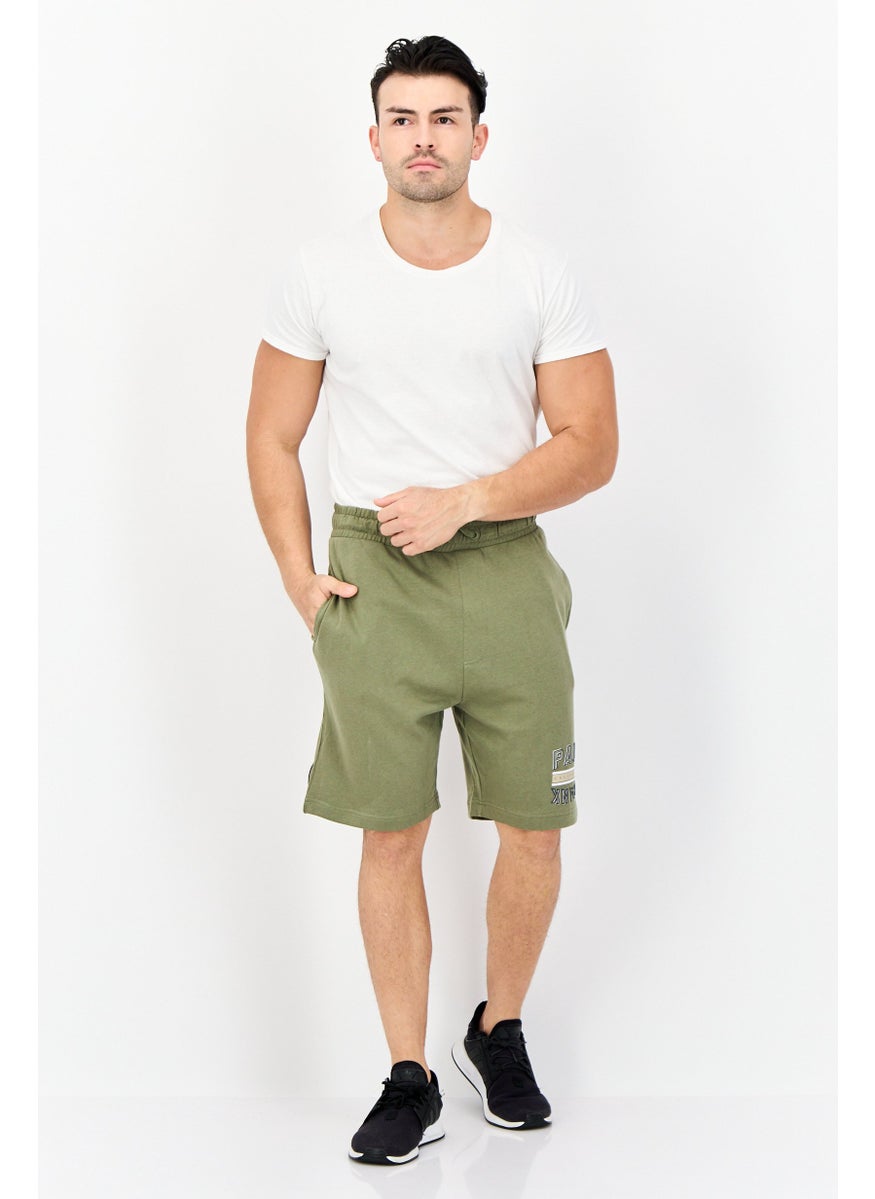 Paul Frank Men Graphic Print Basic Shorts, Green  - Image 2