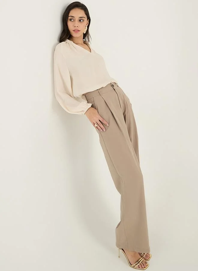 Femmella Femmella Textured Balloon Sleeve V-Neck Top