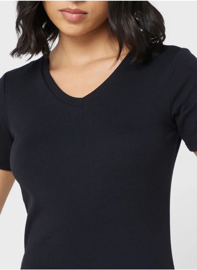 ديفاكتو Woman Slim Fit Short Sleeve T-Shirt