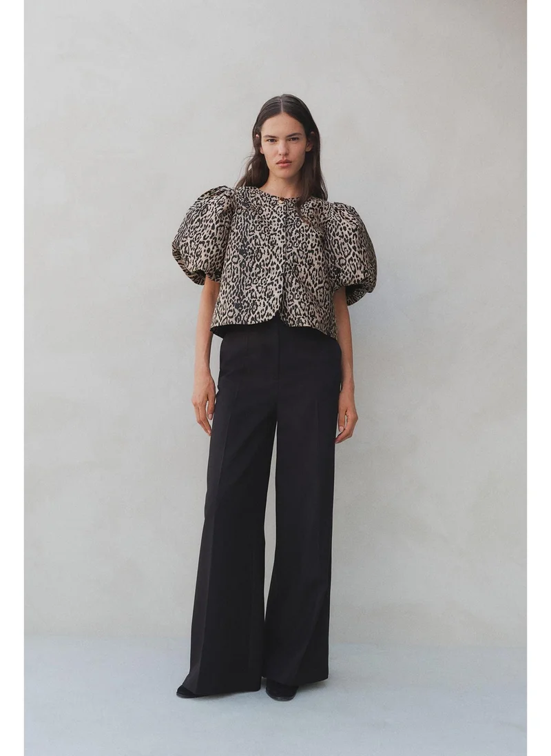 H&M Balloon-sleeved blouse