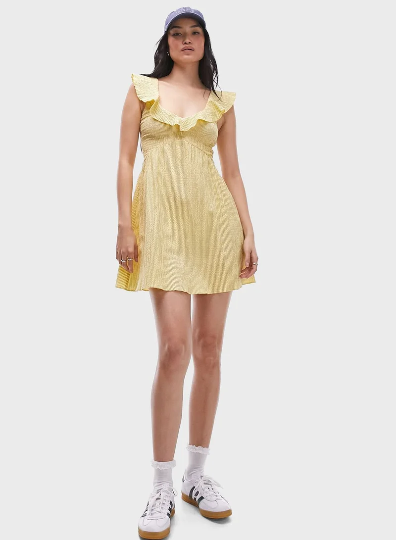 TOPSHOP Ruffled Sleeveless Dress