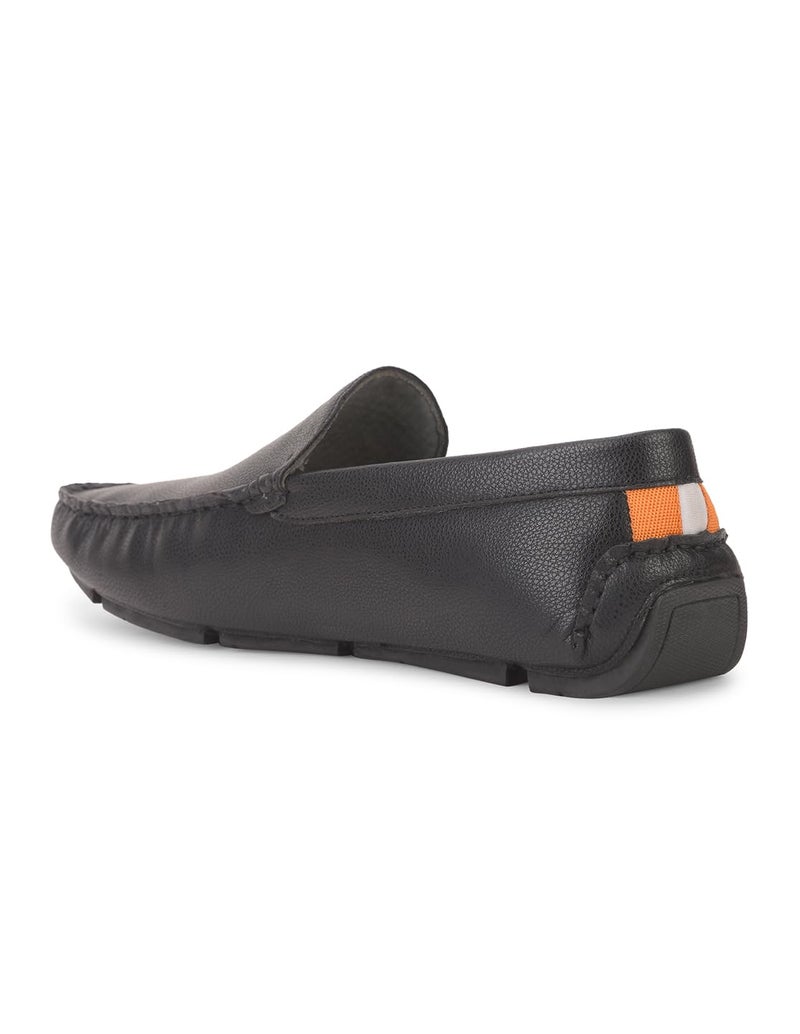 Bata Mens Black Loafer Style with Comfort and Elegance Perfect for Formal Wear, Business Casual, and Parties - Image 3