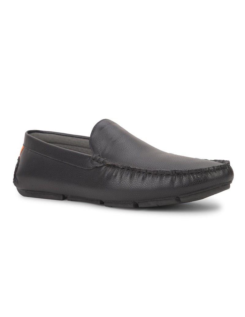 Bata Mens Black Loafer Style with Comfort and Elegance Perfect for Formal Wear, Business Casual, and Parties - Image 1