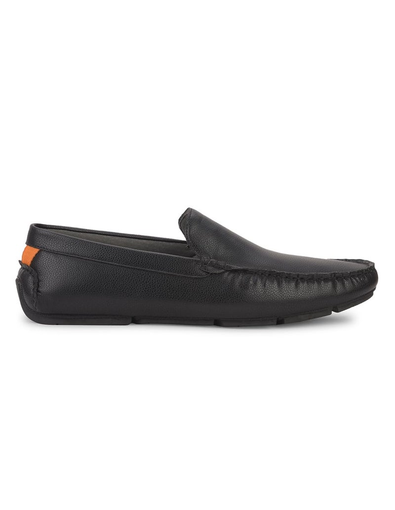 Bata Mens Black Loafer Style with Comfort and Elegance Perfect for Formal Wear, Business Casual, and Parties - Image 2