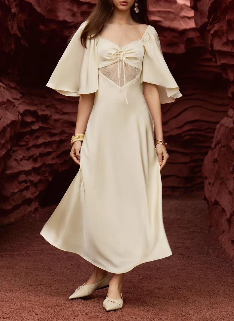 ليتشي فستان ماكسي خفيف الوزن من الساتان مع تطريز دانتيل عند الخصر