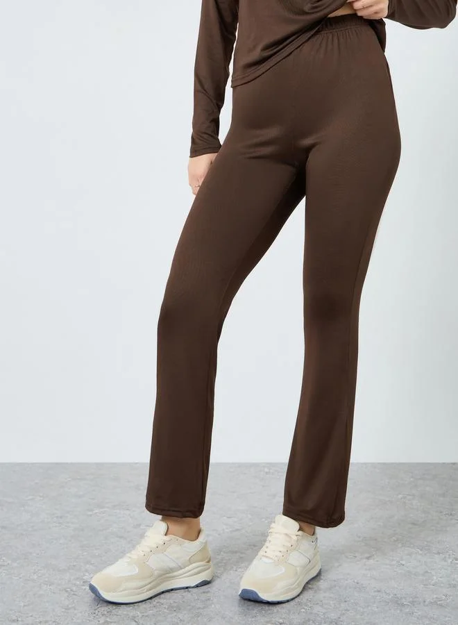 Styli Solid Fit T-shirt and Leggings Set