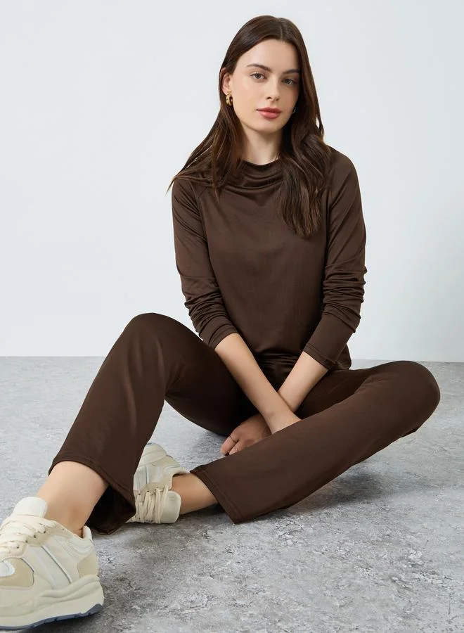Styli Solid Fit T-shirt and Leggings Set