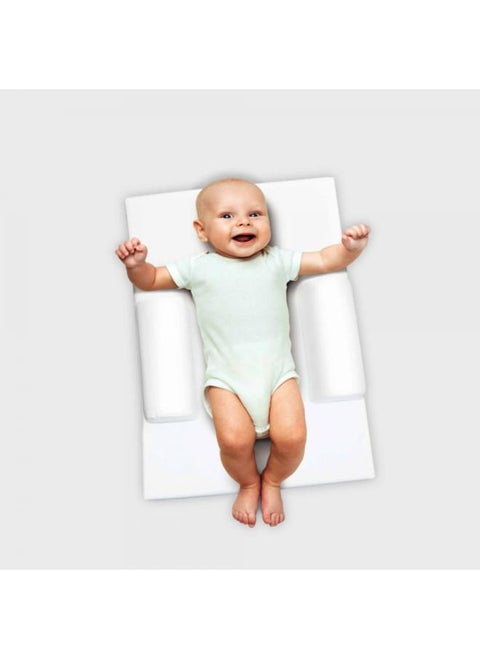 Sleeping Wedge by Using This Sleeping Positioner You Will Make Sure Your Baby Remains in a Comfortable and Safe Position.