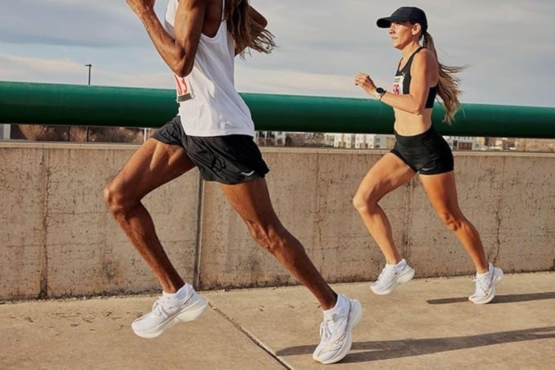 saucony جوارب ربع للرجال بتقنية RunDry مع تهوية وراحة (6، 12 زوج)  - Image 5
