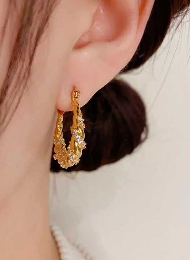 تايك تو اقراط اذن منمقة بحجر الراين