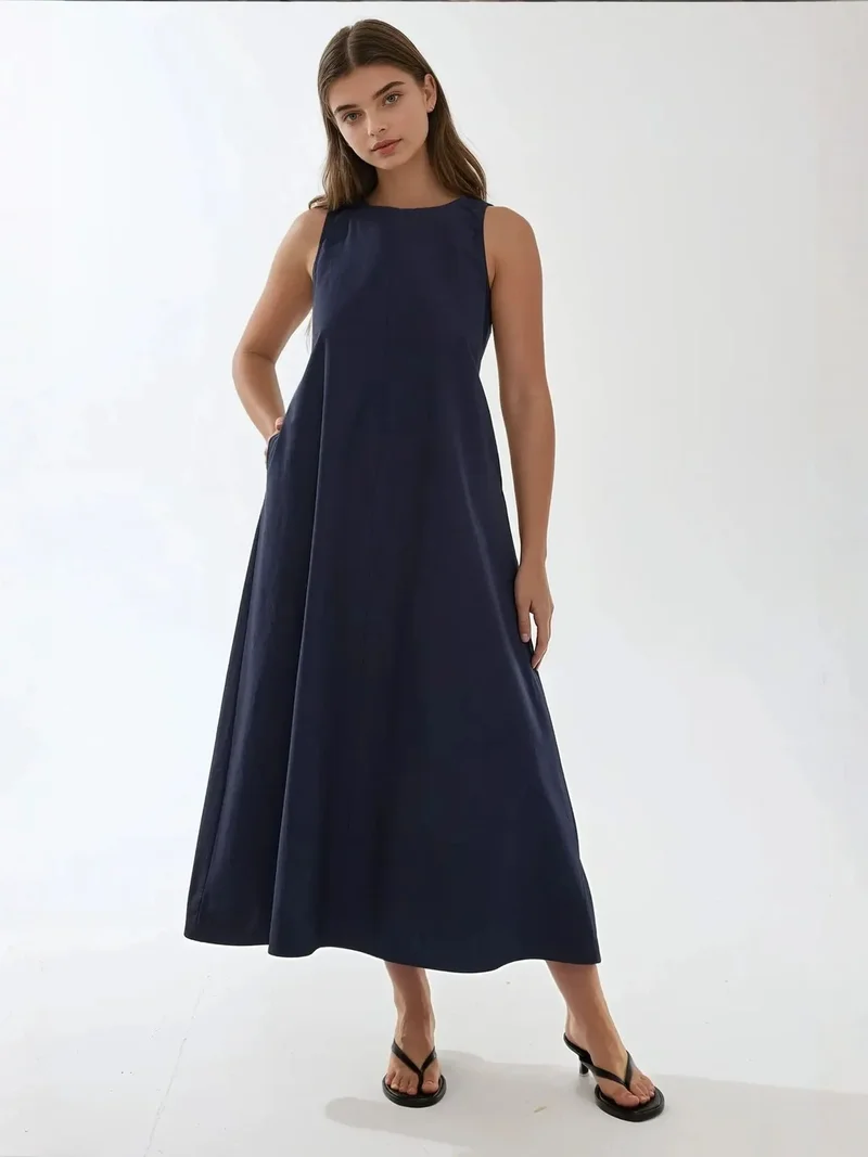 زوبعة فستان ماكسي بتصميم - بدون أكمام بياقة دائرية من مجموعة