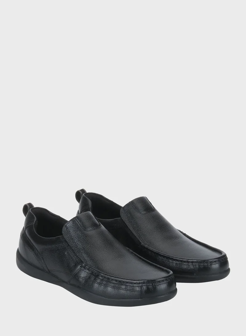 Red Tape Casual Moccasin