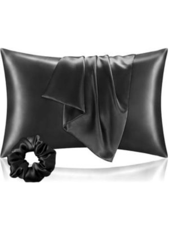 غطاء وسادة واحد من الساتان الأنيق قطعة من الفخامة والنعومة، غطاء وسادة أنيق من الساتان للشعر المجعد مع ربطة شعر من الساتان الأسود - Image 1