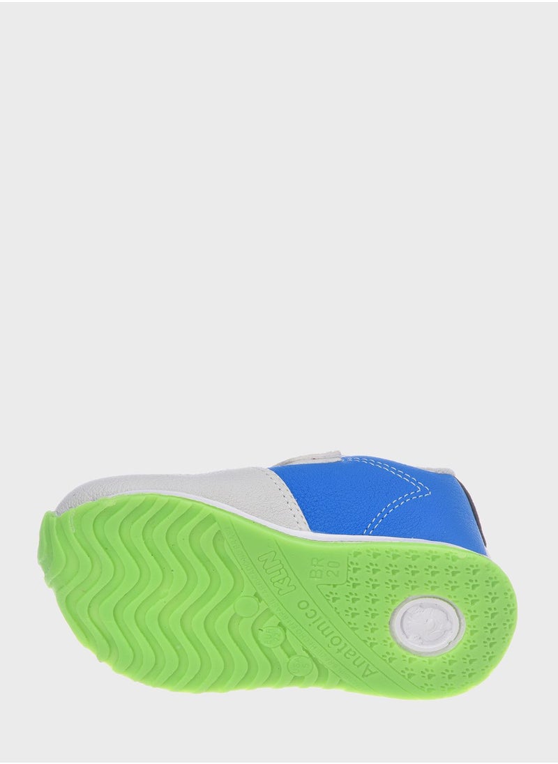 Klin - Kids Velcro Low Top Sneakers - Image 1