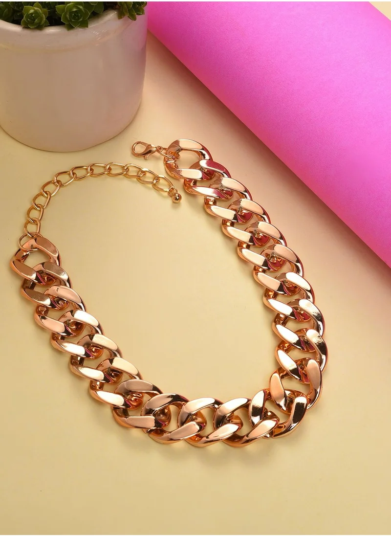 SOHI Gold Plated Necklace with Chain Detail