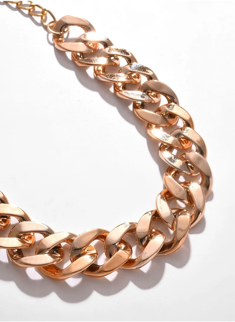 SOHI Gold Plated Necklace with Chain Detail