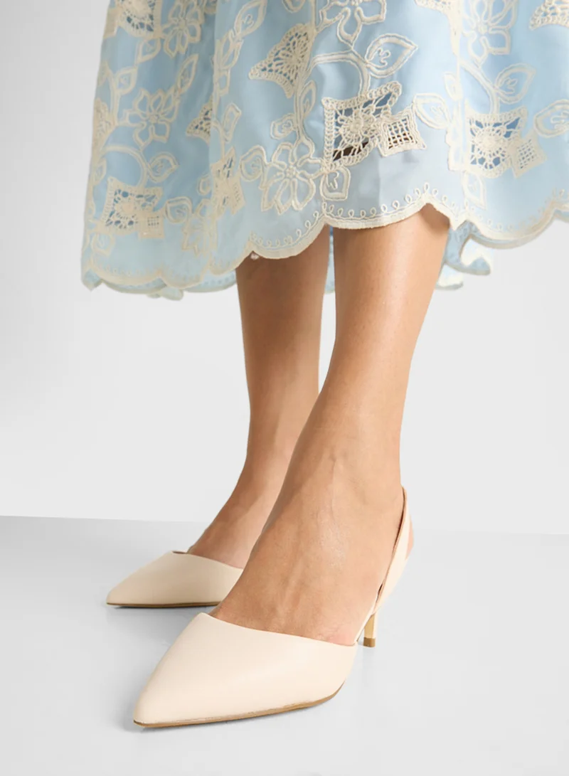Spot-On Classic Sling-Back Pump