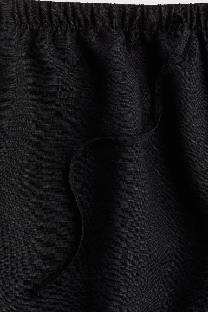 اتش اند ام شورت بحبل من مزيج الكتان