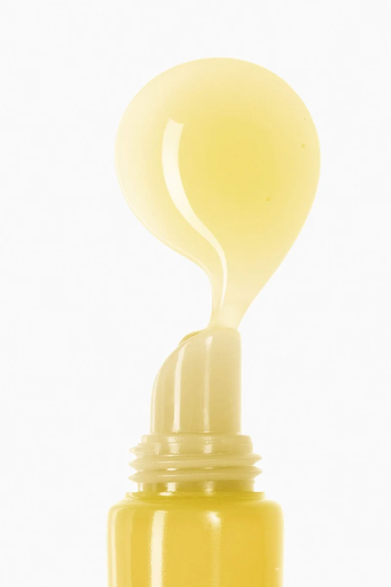 اتش اند ام زيت للشفاه