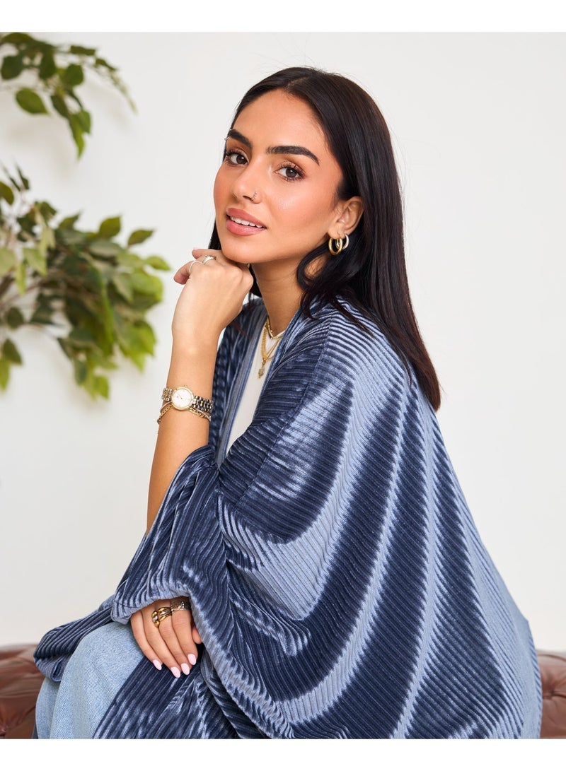 Dresscode Grey Velvet Kaftan - Image 2