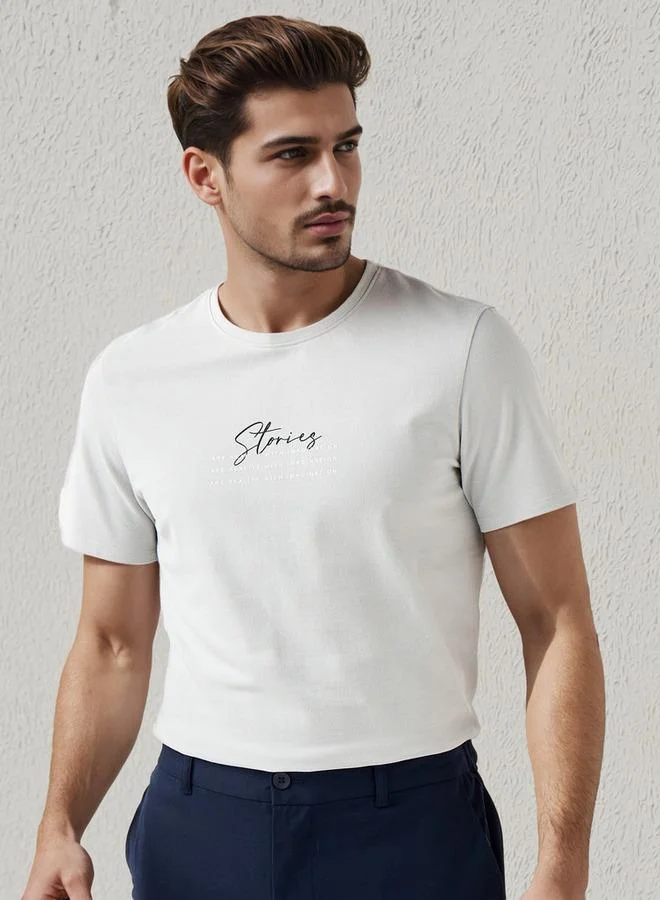Iconic Iconic Men Slim Fit Crew Neck Short Sleeves Printed T-shirt