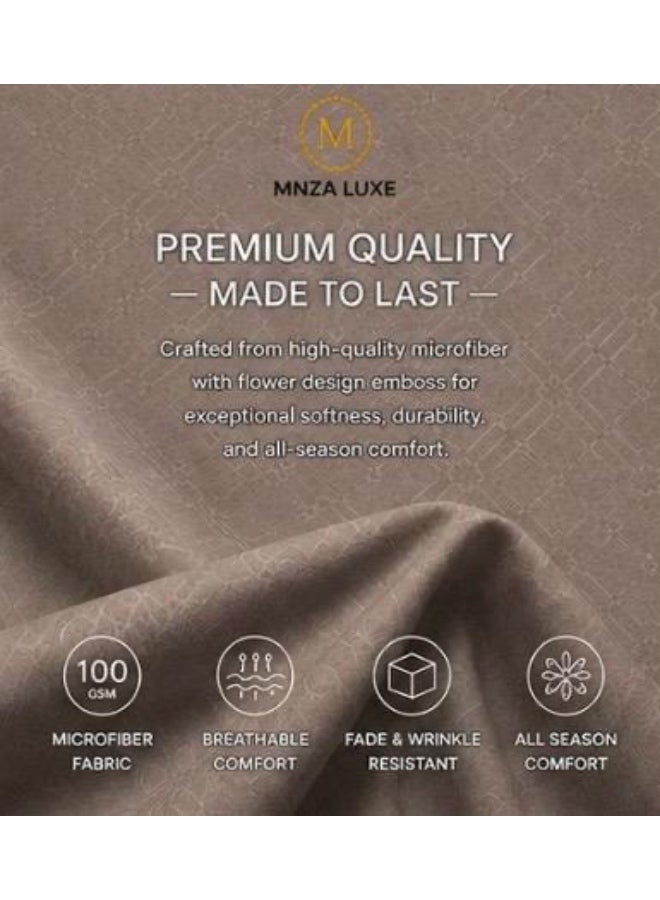 طقم ملاءة سرير مطاطية من الألياف الدقيقة بتصميم مربعات من MNZA LUXE، ملاءة مطاطية واحدة + غطاءا وسادة | فائق النعومة، قابل للتهوية ومقاوم للتجاعيد | بني فاتح - Image 5