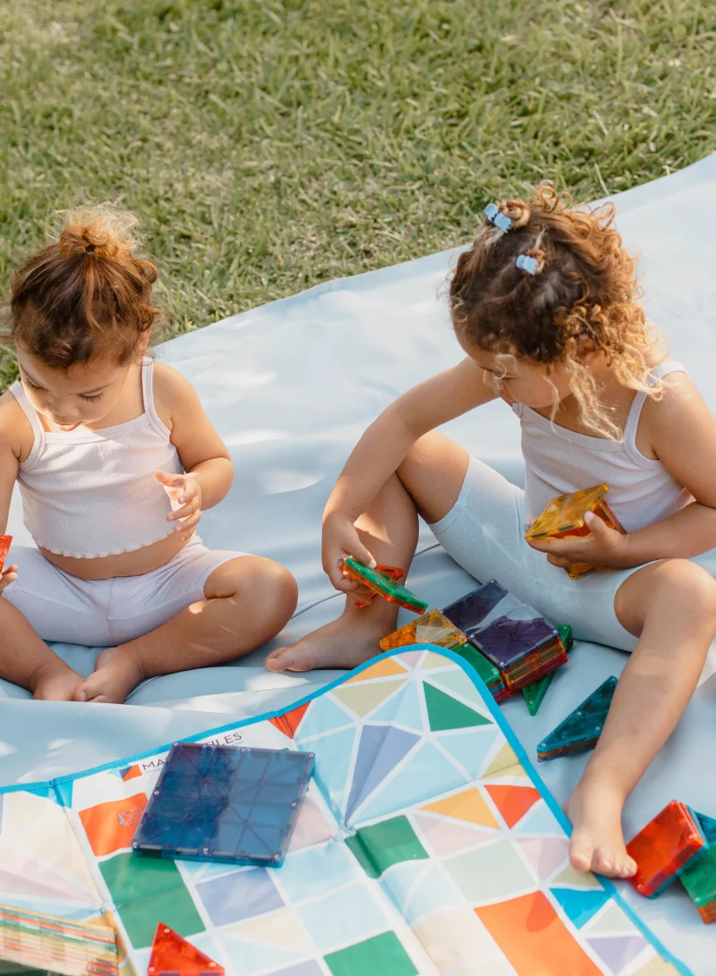 MAGNA-TILES Storage Bin and Interactive Play Mat