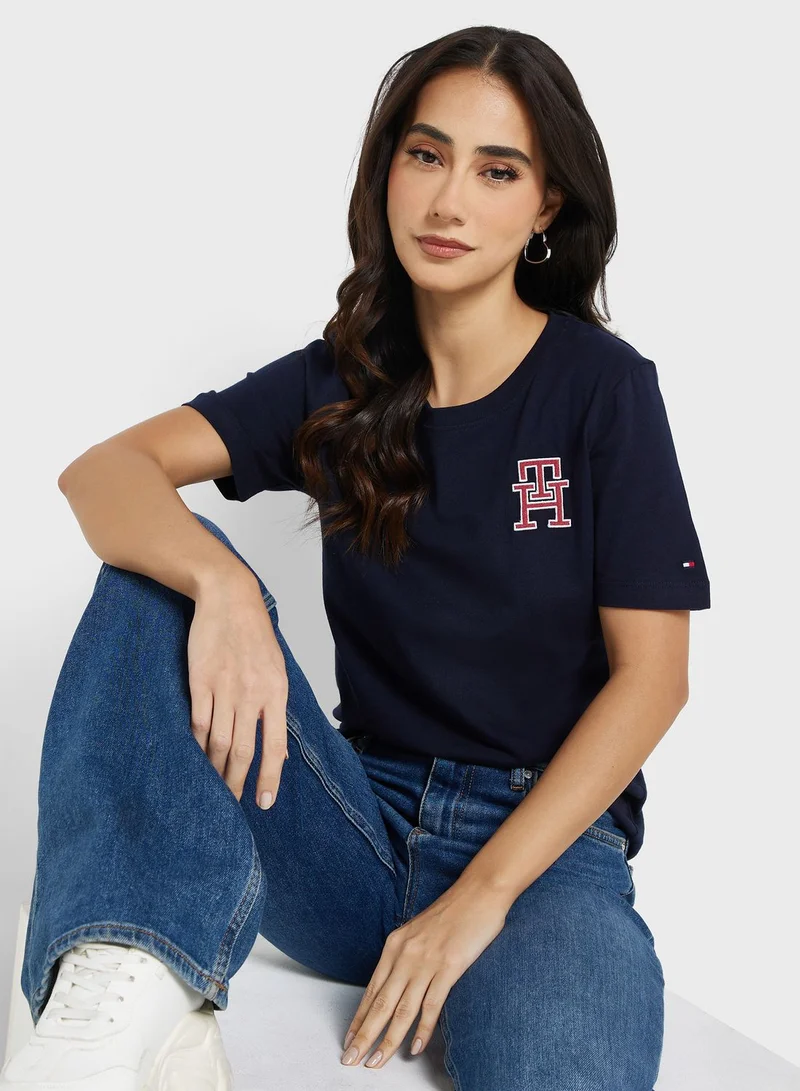 TOMMY HILFIGER Crew Neck Logo T-Shirt