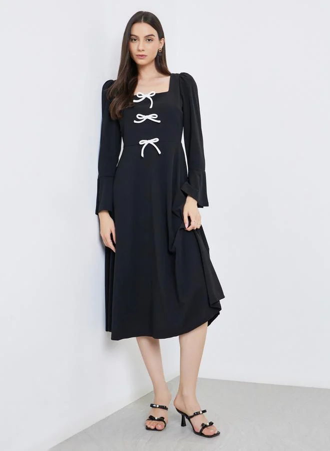 تايك تو Take Two Solid Bow Detail Square Neck Midi Dress