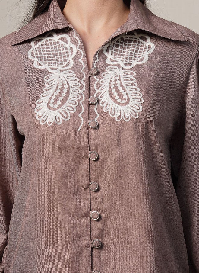 PlusS طقم بلوزة مزخرفة باللون البني للنساء - Image 2