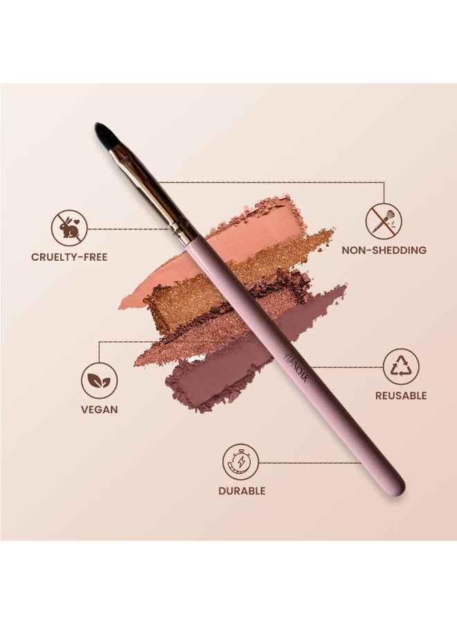 NOAK N115 Precision Smudger Brush | Detail Eye Makeup Brush for Smudging, Blending & Smokey Eye Looks | Soft Dense Bristles | Reusable - Image 4