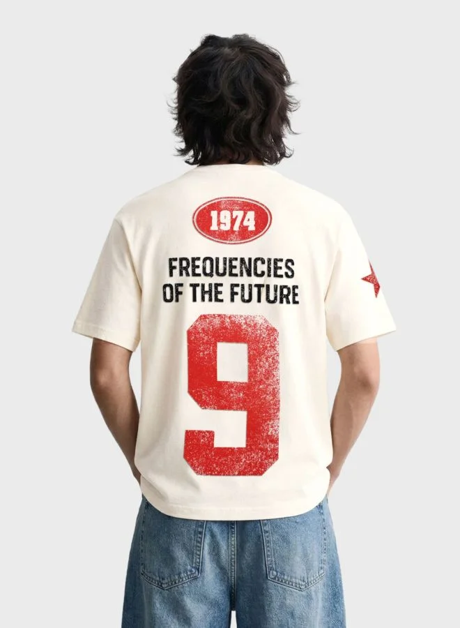 ذا انديان كراج كو Men Relaxed Fit Solid Crew Neck Half Sleeves T-Shirt