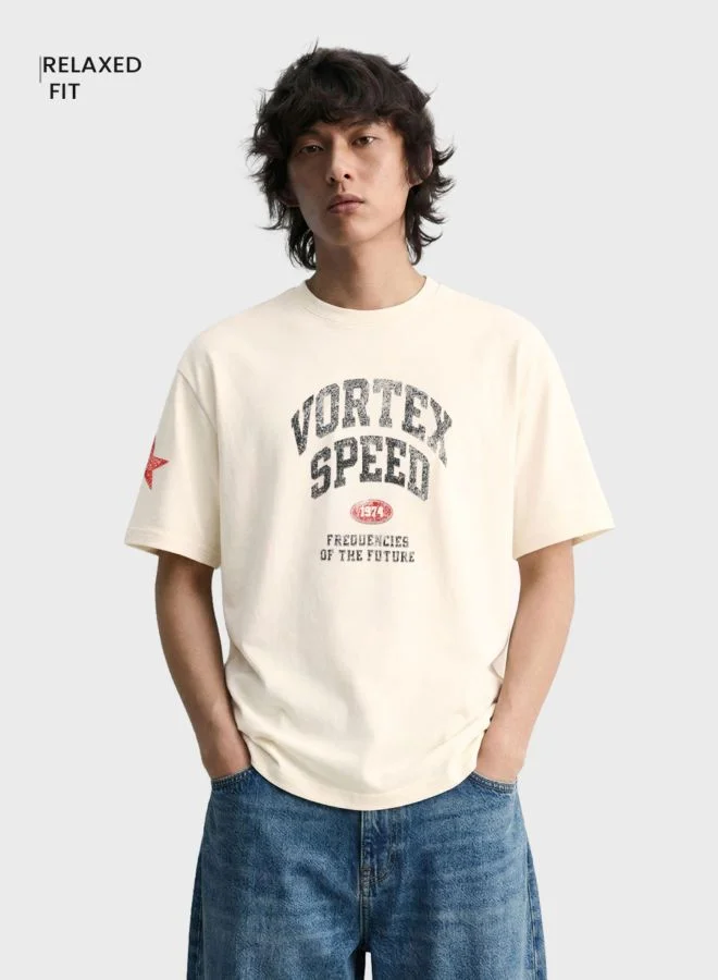 ذا انديان كراج كو Men Relaxed Fit Solid Crew Neck Half Sleeves T-Shirt