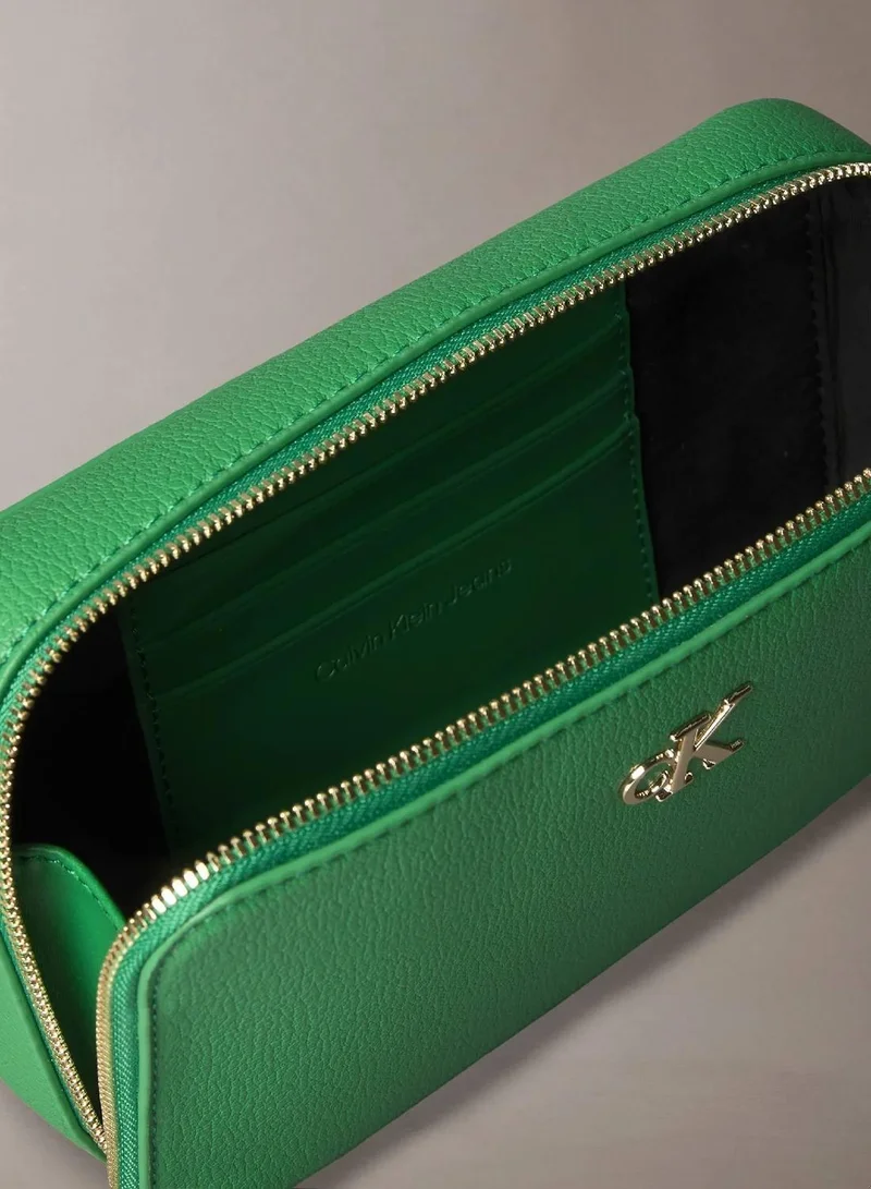 Calvin Klein Jeans Emerald Chip Crossbody Wallet Bag for Women | Best Price UAE