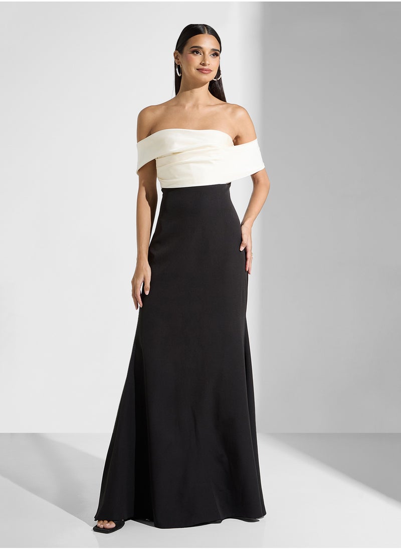 Namshi x - Two Toned Off Shoulder Dress - Image 1