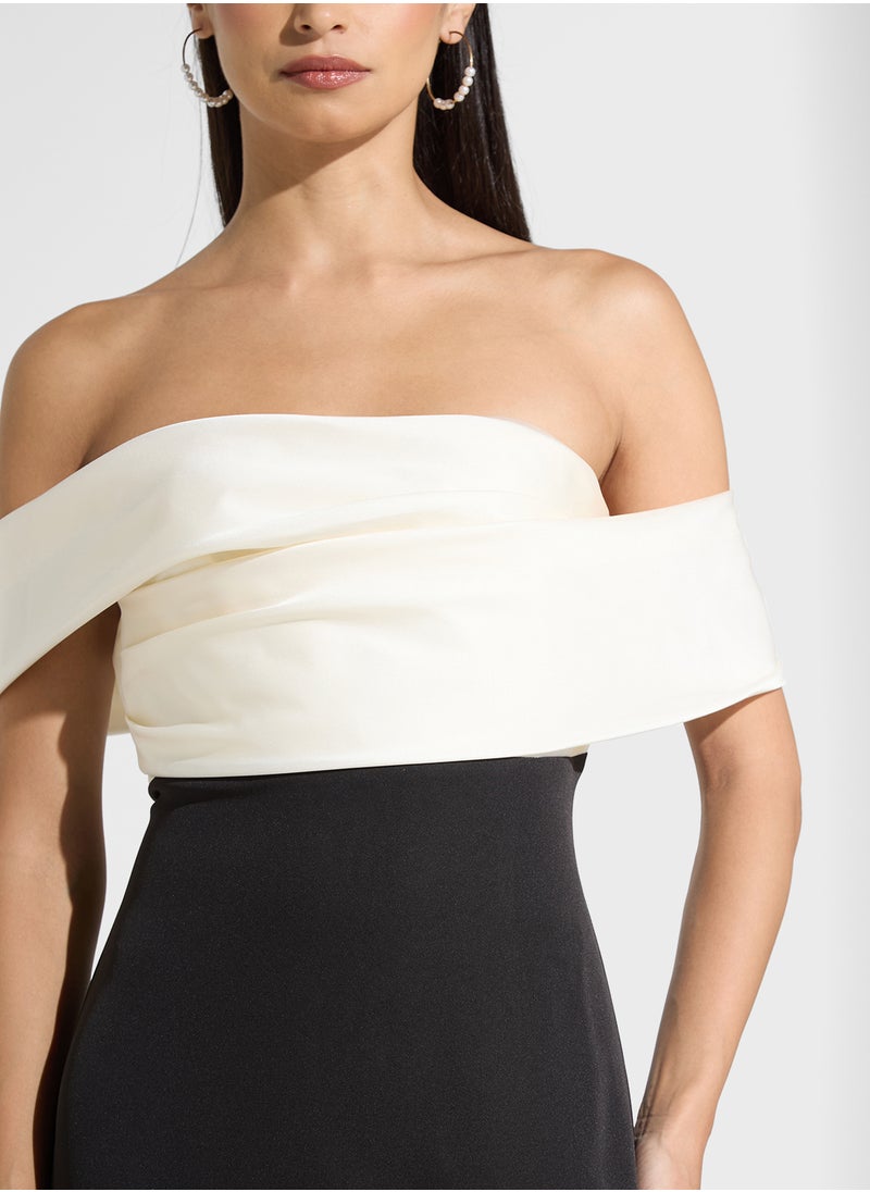 Namshi x - Two Toned Off Shoulder Dress - Image 1