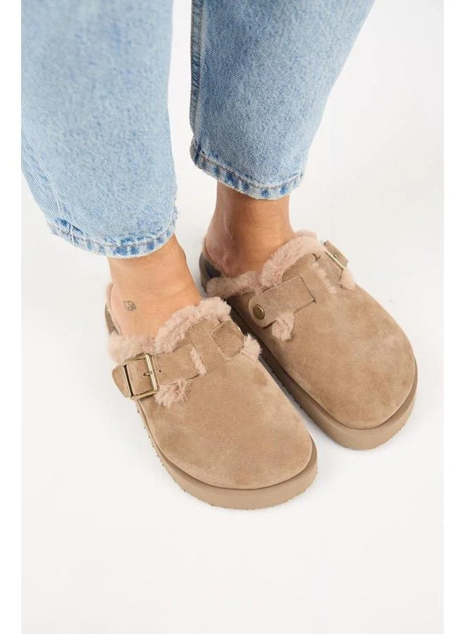Manijero  (Zeta 2 Fur Platform) Women's Real Leather Belt Buckle Sabo Vizon Slippers. for Women | Best Price UAE