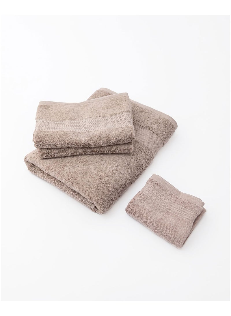 More cottons  مجموعة فوط قطن مصرى 3 قطع (1 يد-1 وجه -1 بشكير) كاشمير  - Image 3