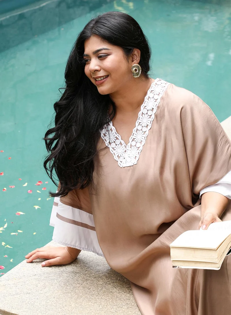 انستافاب بلس Instafab Plus Women's Sand Beige Panel-Striped Kaftan Kurta Set For Ethnic Wear | V-Neck, Quarter Kimono Sleeves | Stripes Plain Fabric | 2 Piece Kurta Set For Casual & Evening Wear