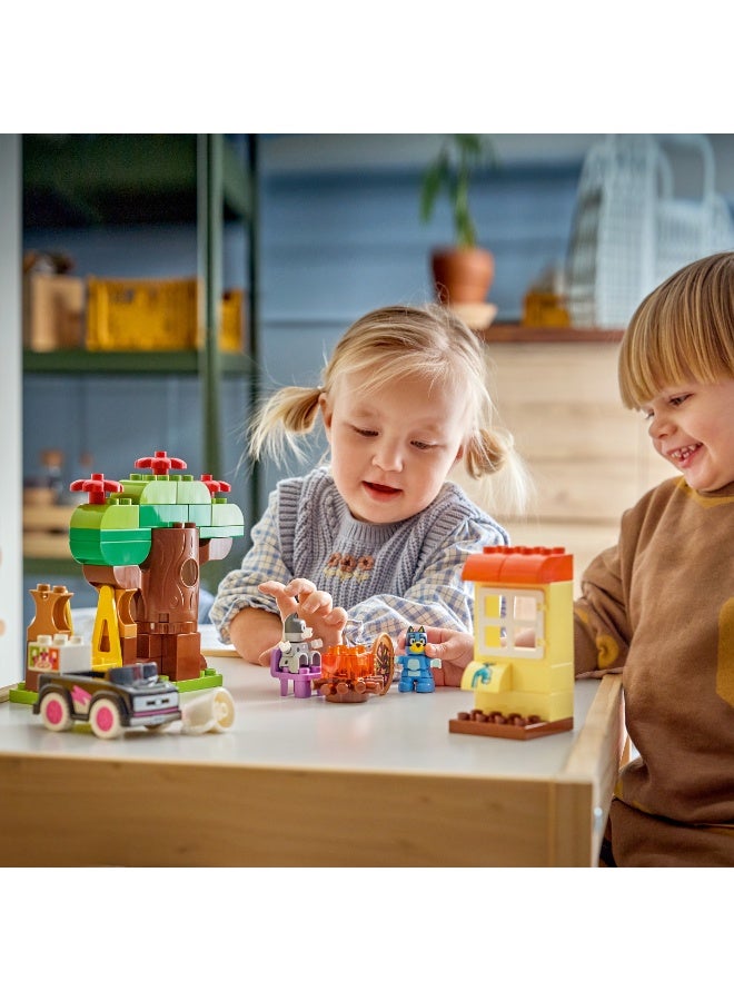 LEGO DUPLO Bluey Pizza Girls with Muffin and Bluey 10469 (Age 2+, 44 Pieces) - Image 4