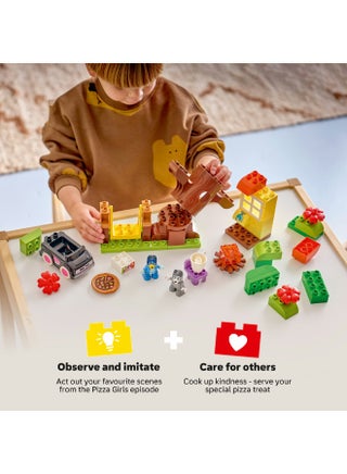 ‏DUPLO Bluey فتيات البيتزا مع مافن وبلوي، لعبة مكعبات بناء للأطفال بعمر سنتين وأكثر (٤٤ قطعة) 10469 - view 3