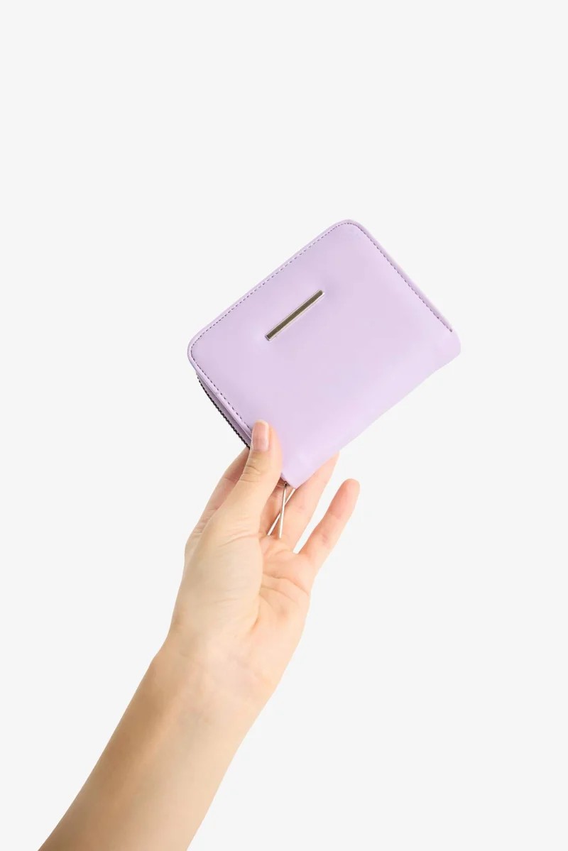 ديفاكتو Woman Faux Leather Wallets