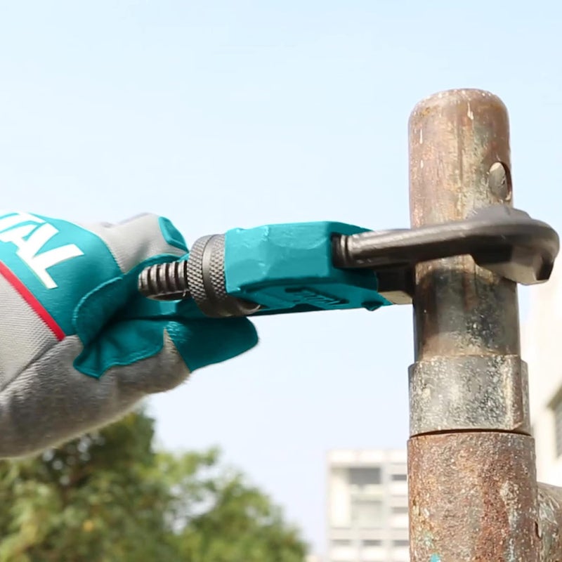 Total 10 Inch Pipe Wrench - Image 4